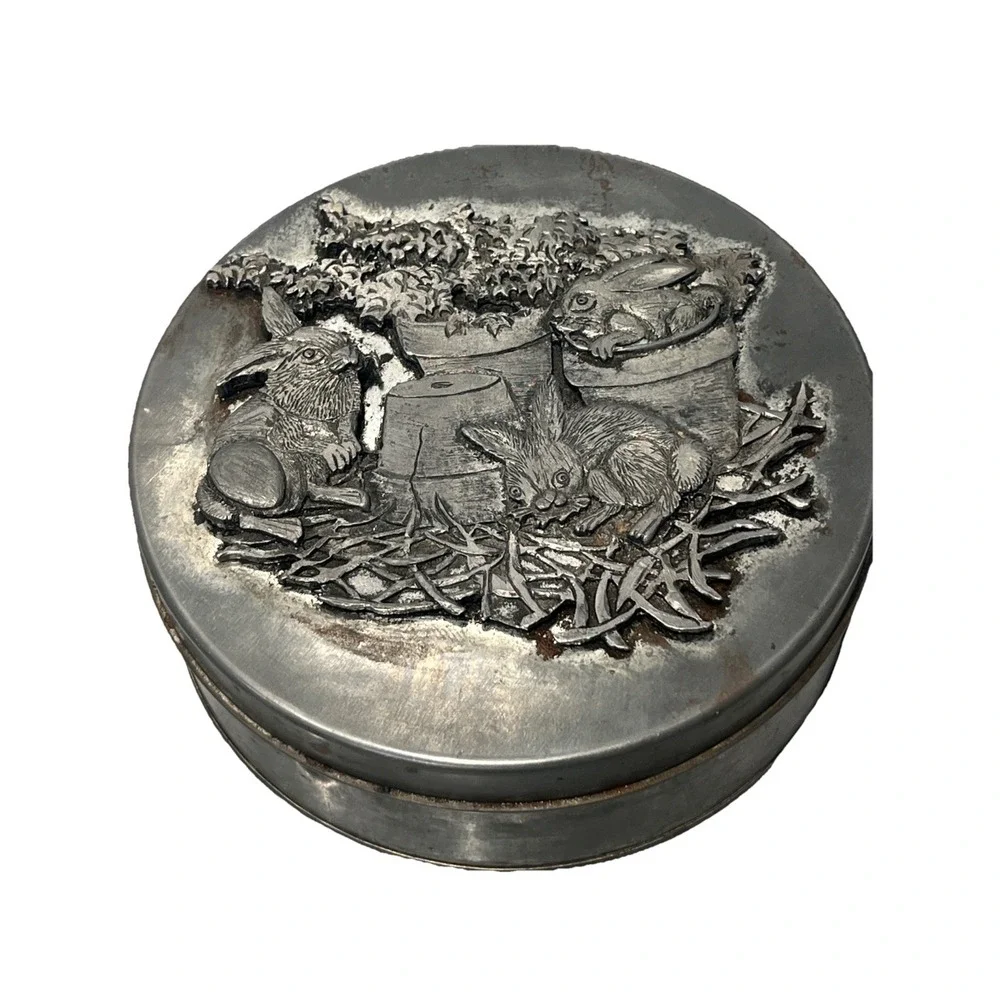 Metzke‎ Vintage Pewter Round Cookie Tin Bunny Rabbits Easter 6